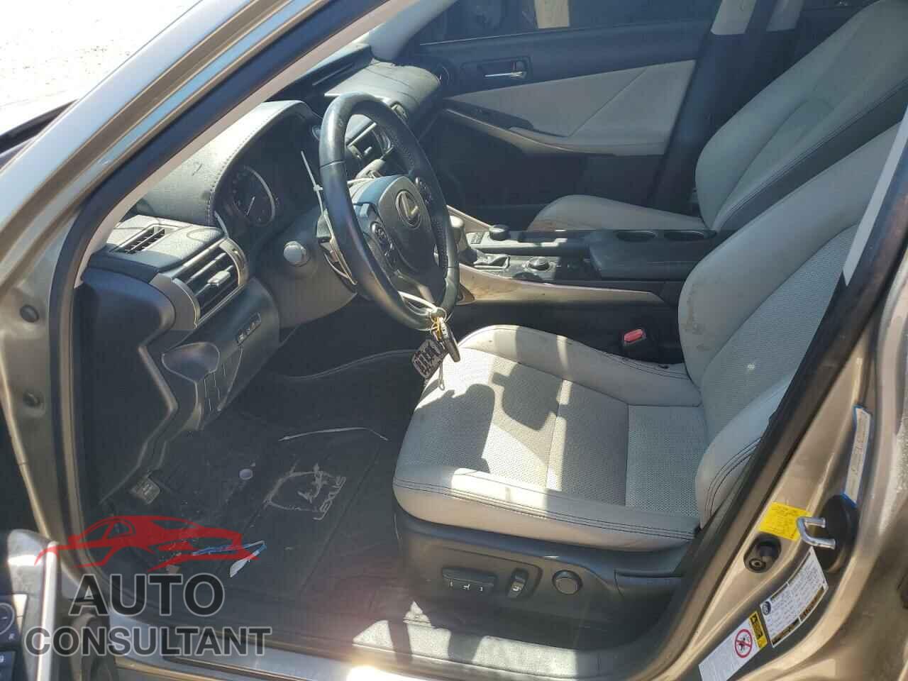 LEXUS IS 2014 - JTHBF1D20E5019973