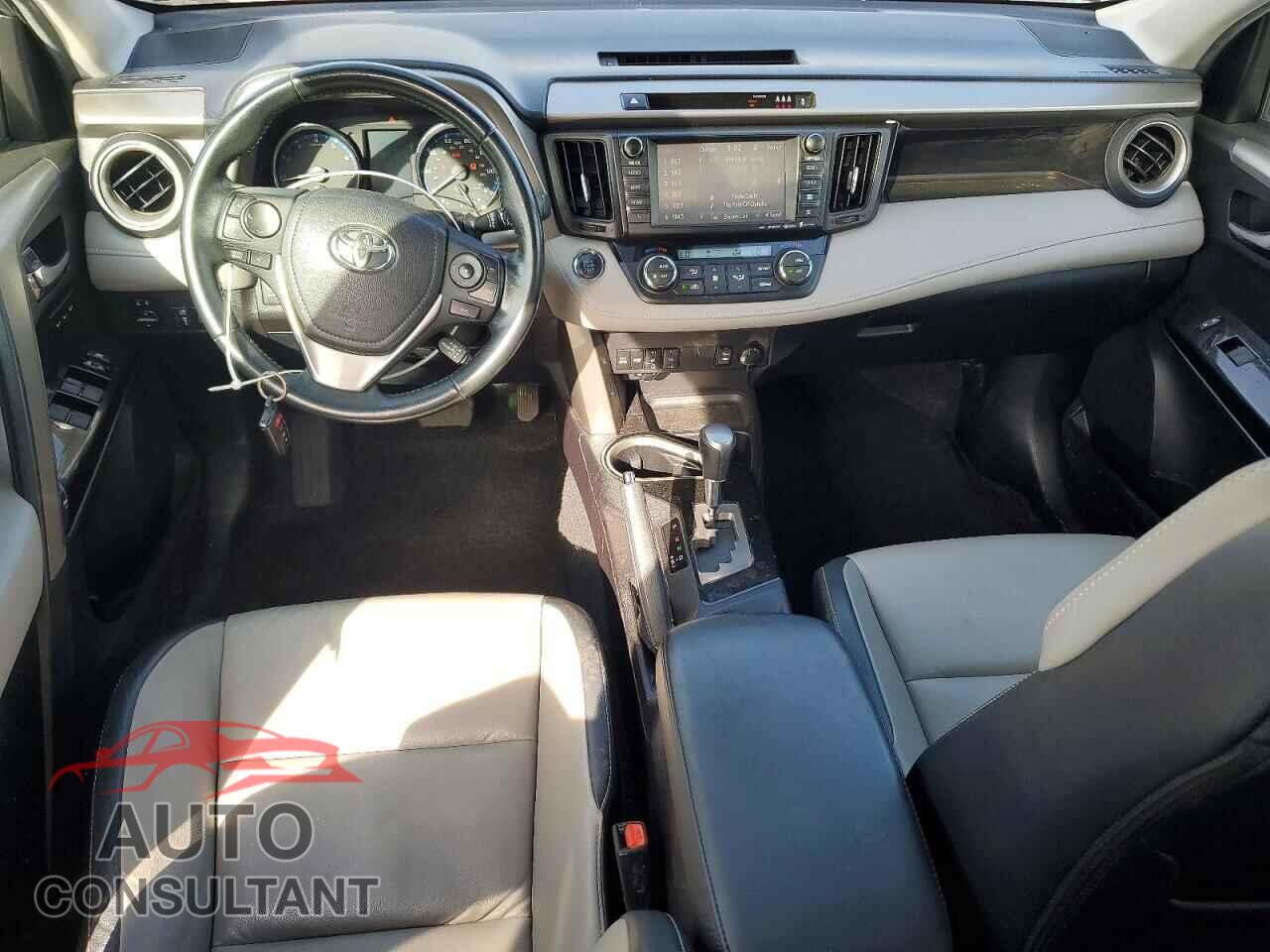 TOYOTA RAV4 2017 - 2T3DFREV6HW558354