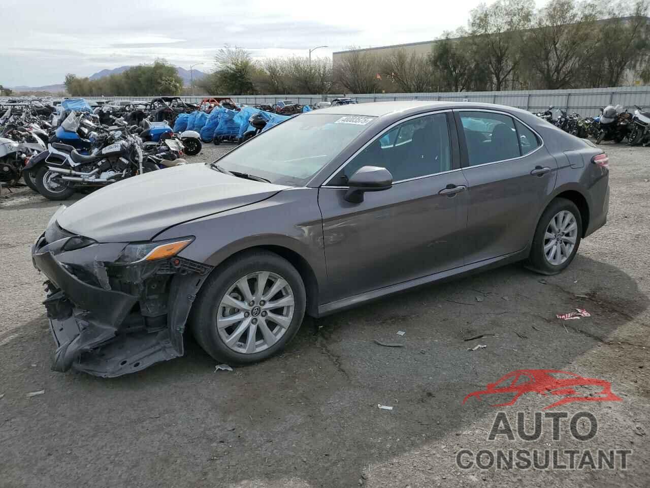 TOYOTA CAMRY 2018 - 4T1B11HK2JU125007