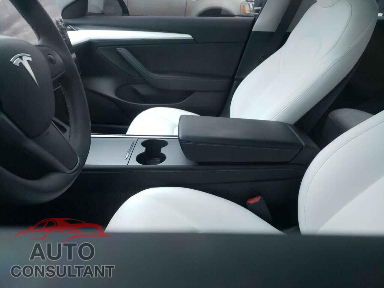 TESLA MODEL 3 2022 - 5YJ3E1EC7NF299597