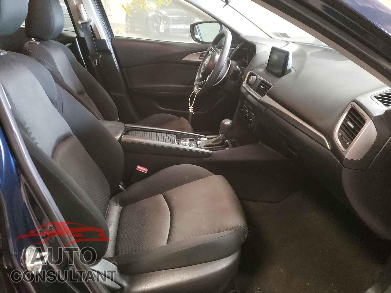 MAZDA 3 2017 - 3MZBN1U78HM132890