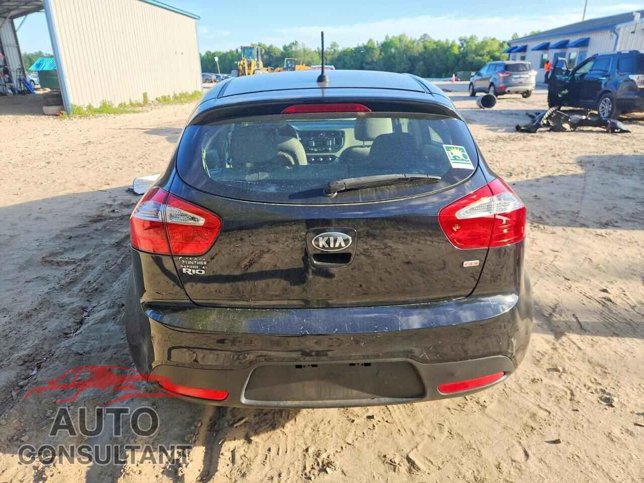 KIA RIO 2015 - KNADM5A38F6515486