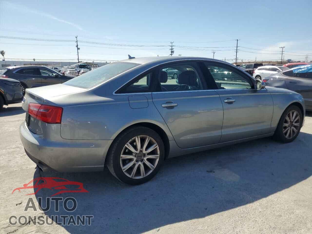 AUDI A6 2013 - WAUDFAFC6DN096374