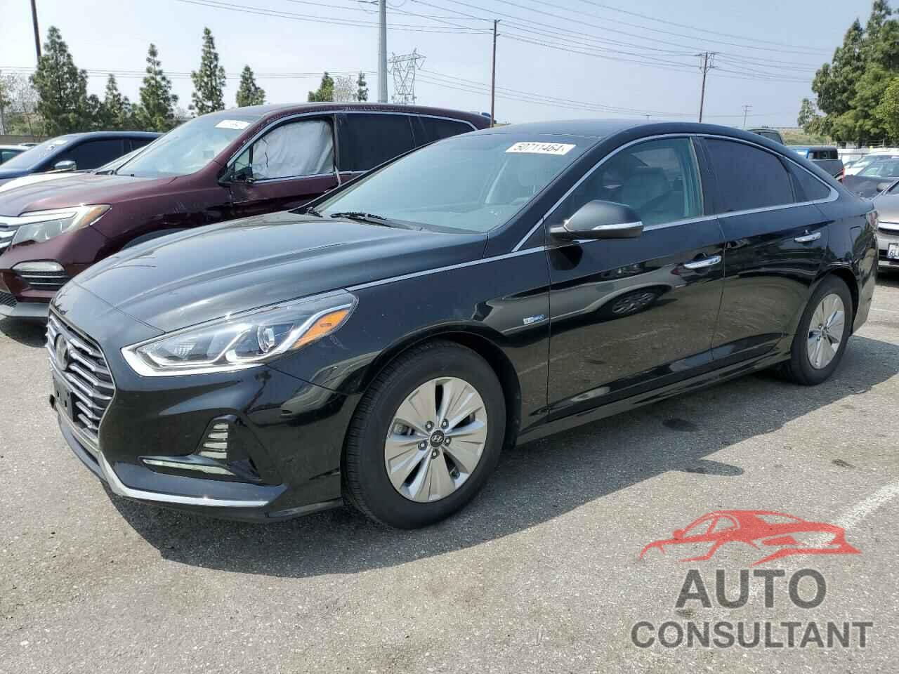 HYUNDAI SONATA 2018 - KMHE24L38JA081043