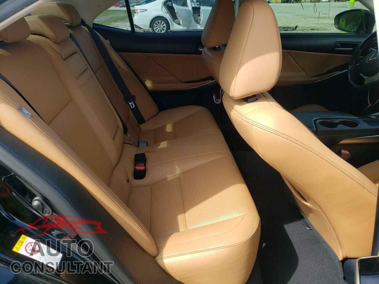 LEXUS IS 2017 - JTHBA1D24H5052946