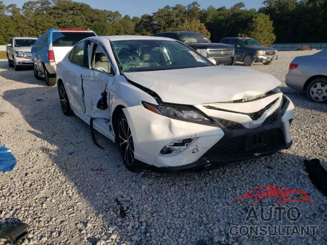 TOYOTA CAMRY 2020 - 4T1G11AK8LU989224