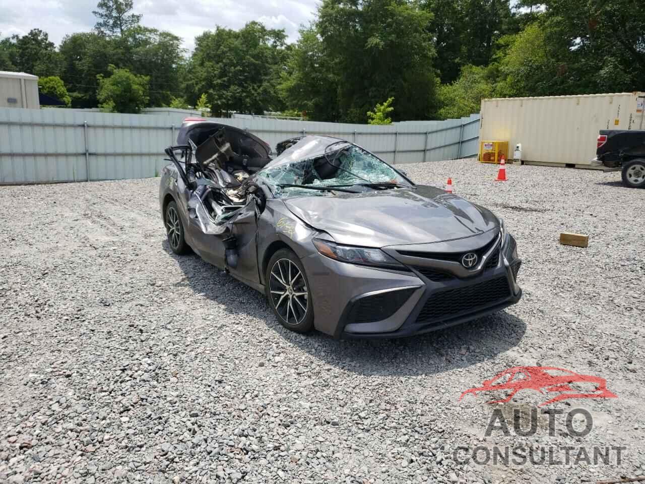TOYOTA CAMRY 2021 - 4T1G11AK4MU408111