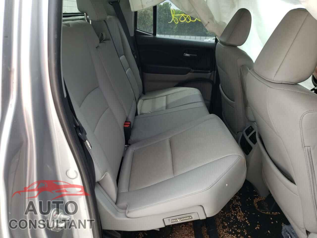 HONDA RIDGELINE 2017 - 5FPYK3F67HB012659