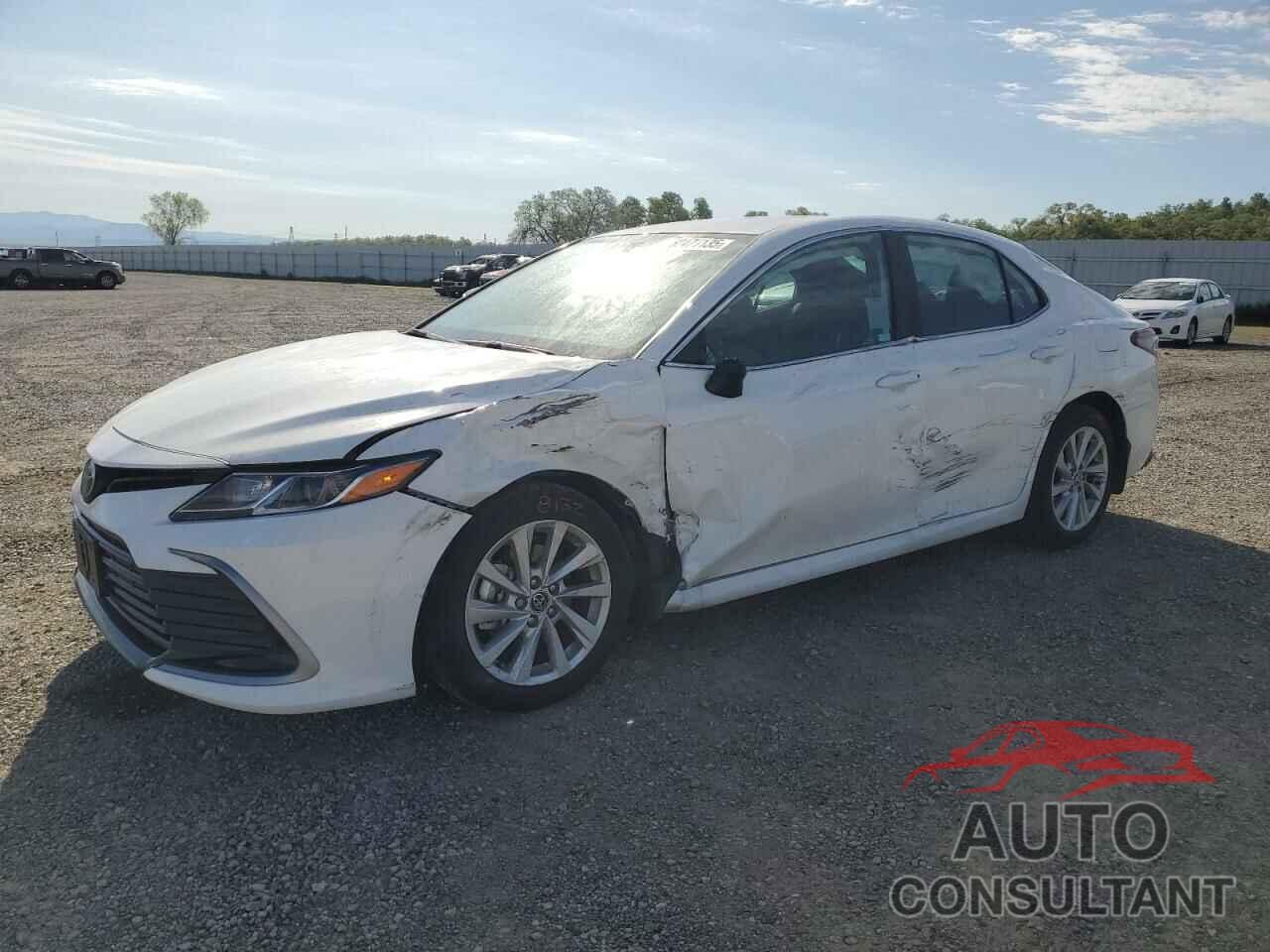 TOYOTA CAMRY 2024 - 4T1C11AK1RU257623