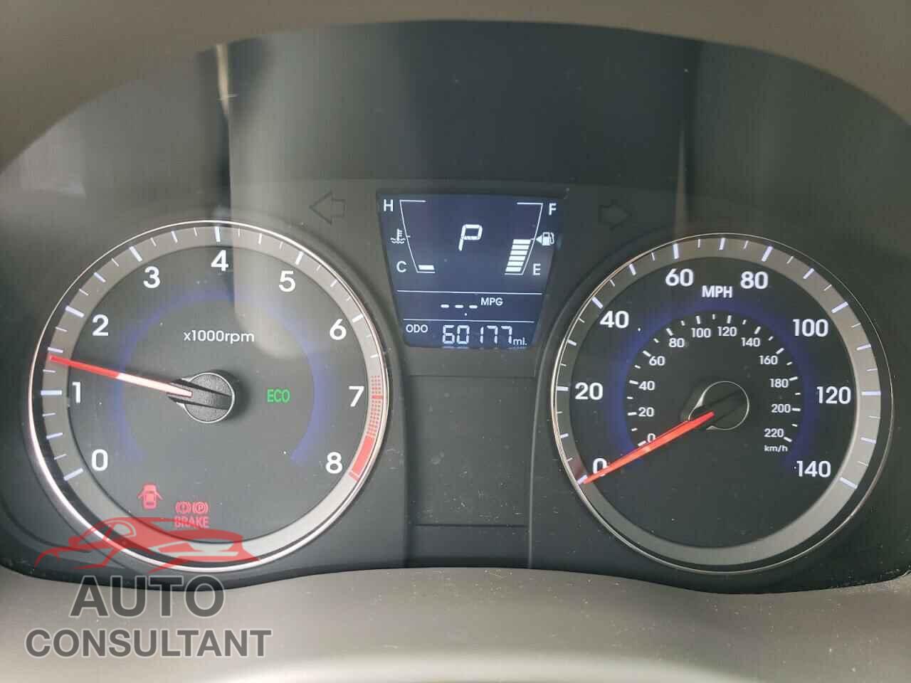 HYUNDAI ACCENT 2012 - KMHCU4AE7CU138100