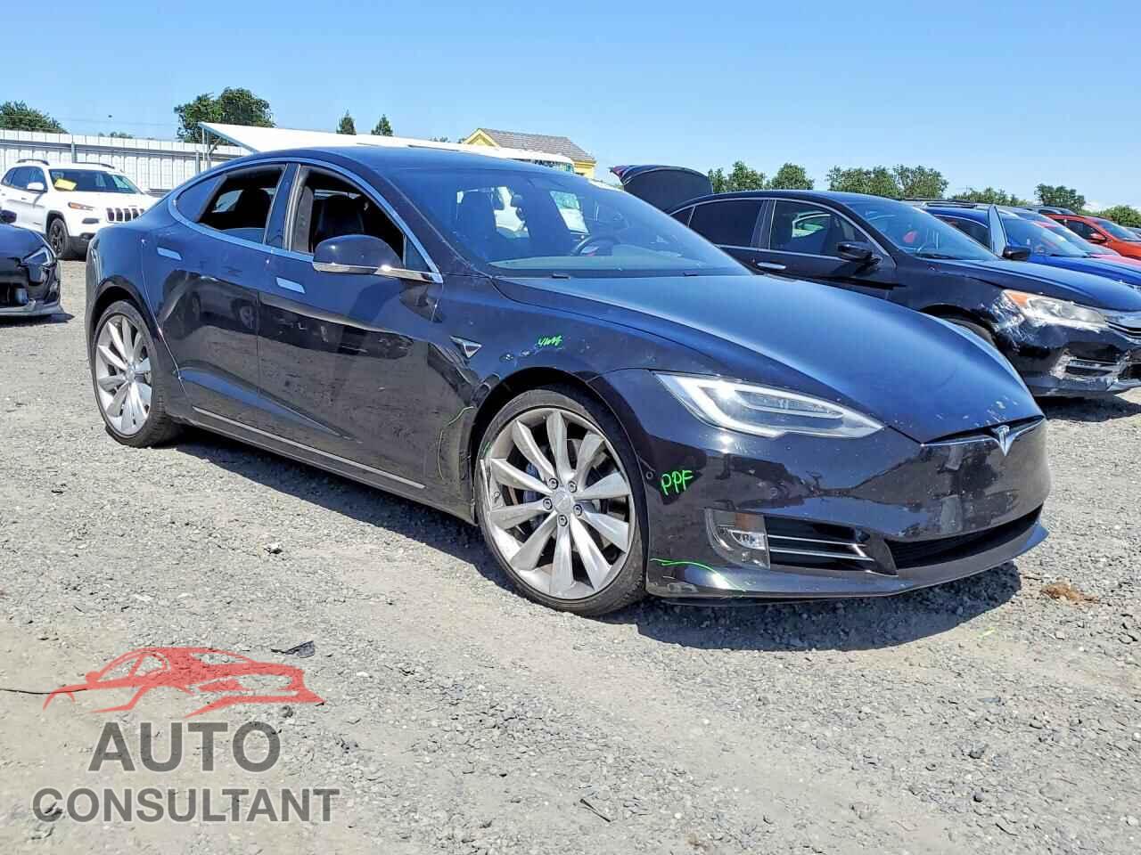 TESLA MODEL S 2017 - 5YJSA1E11HF188330