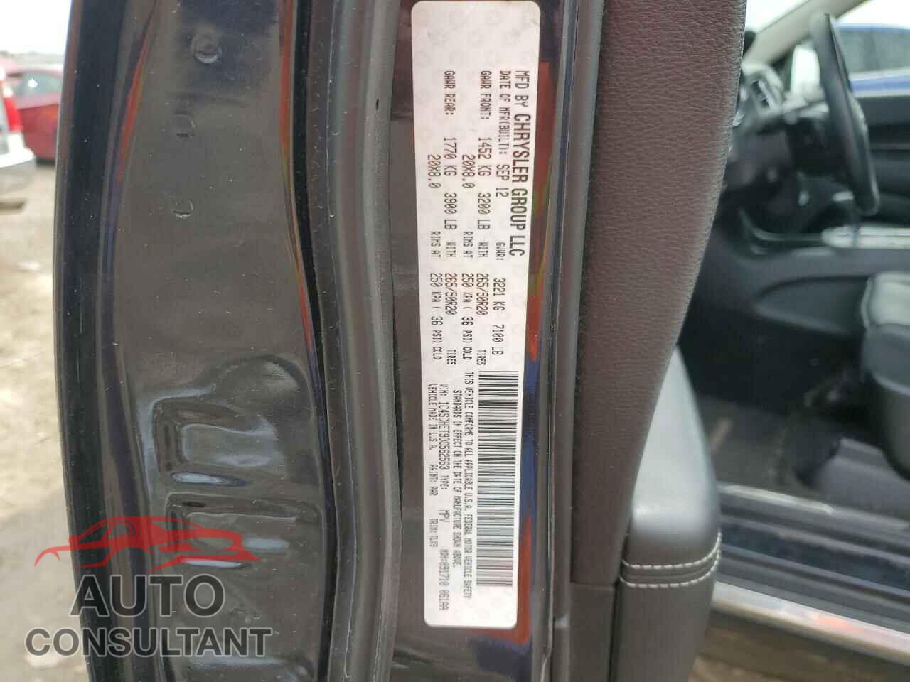 DODGE DURANGO 2013 - 1C4SDHET9DC562563
