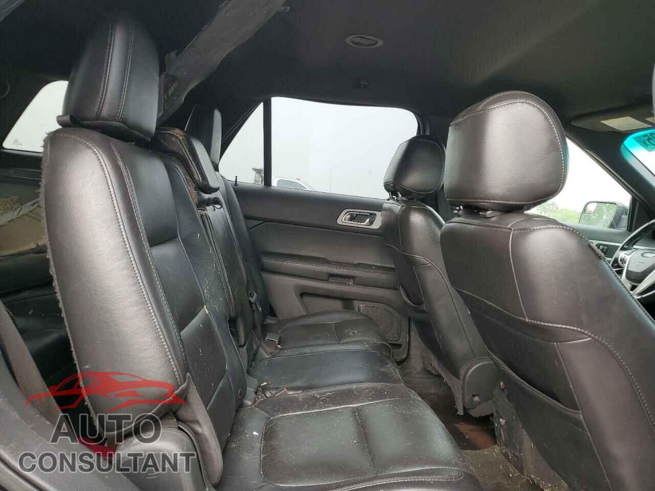 FORD EXPLORER 2011 - 1FMHK8F89BGA38647