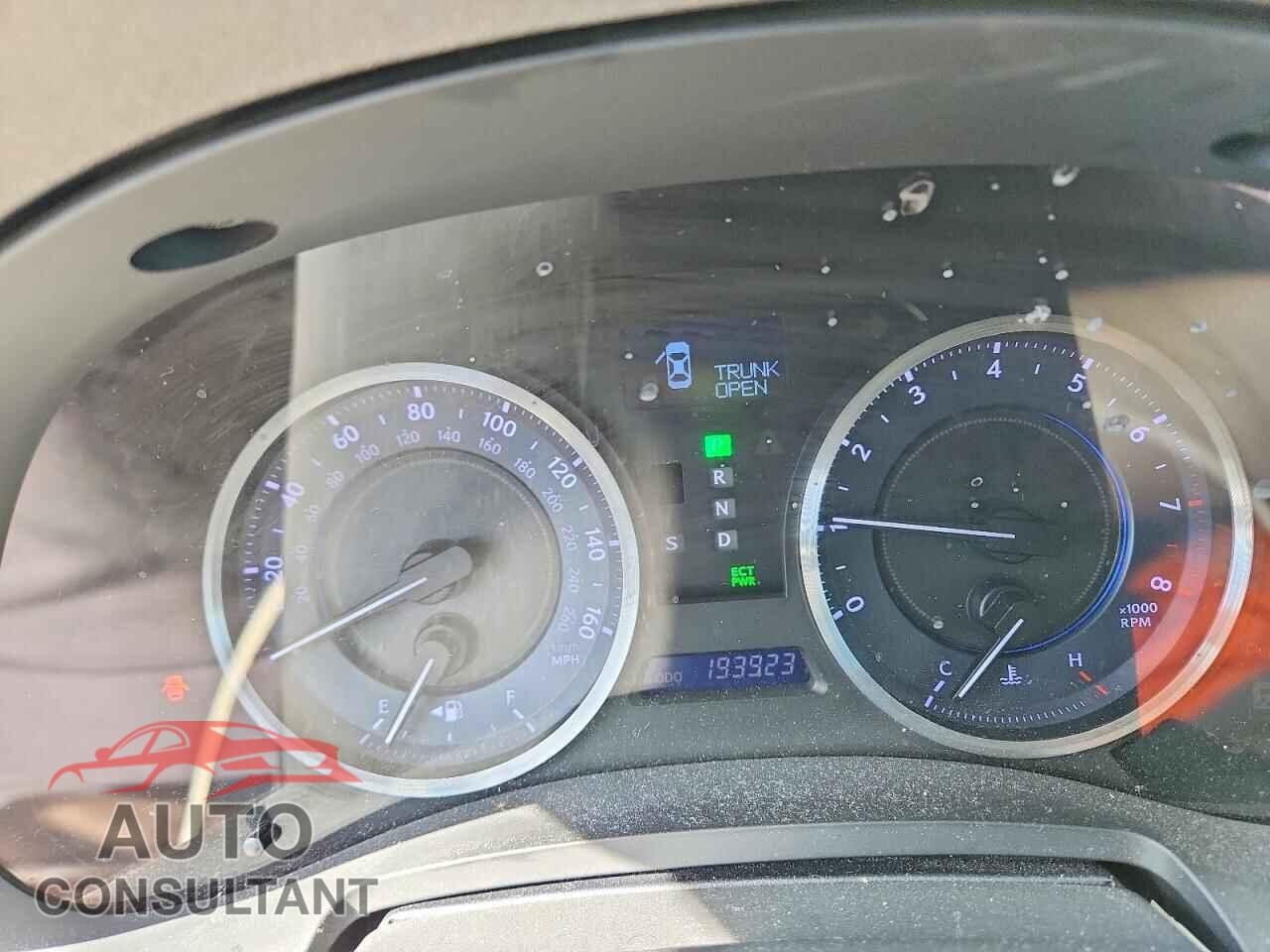 LEXUS IS 2011 - JTHBF5C25B5156640