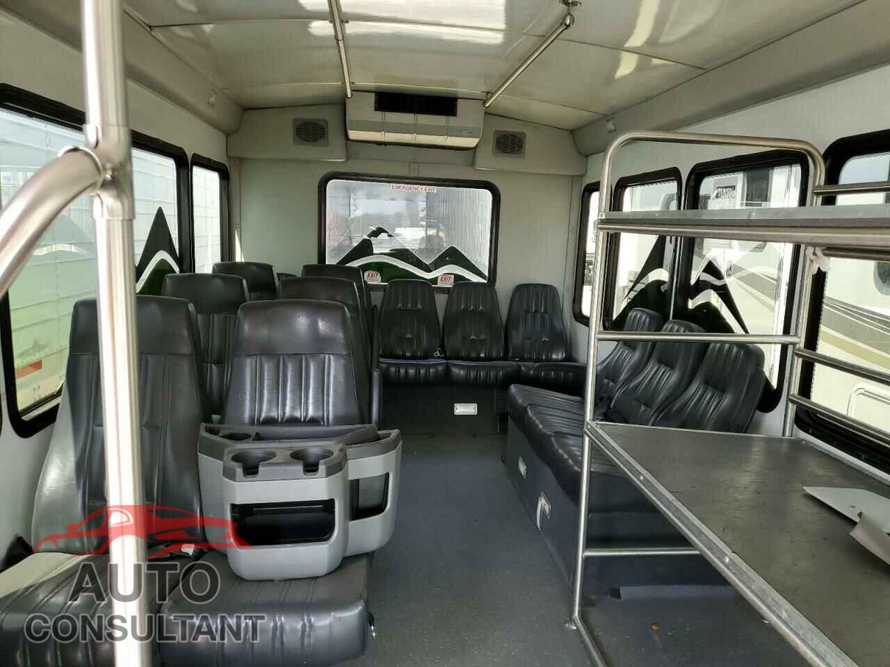 FORD ECONOLINE 2017 - 1FDEE3FS0HDC46287