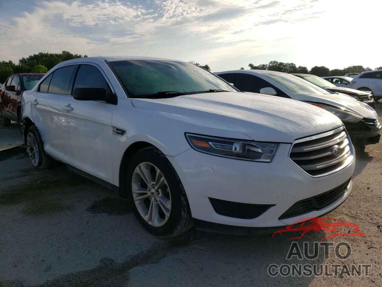 FORD TAURUS 2018 - 1FAHP2D85JG138299