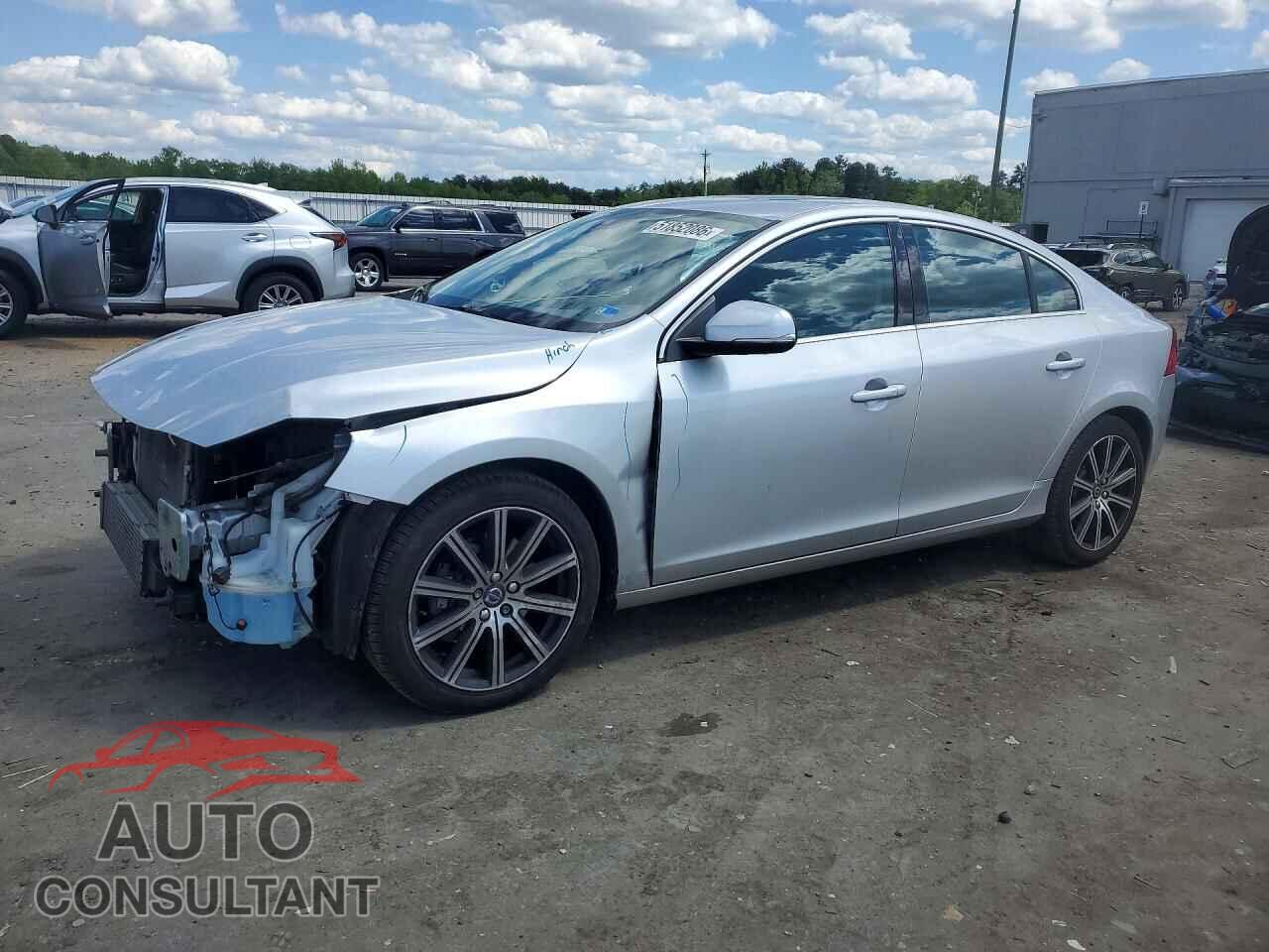 VOLVO S60 2018 - LYV402TK7JB162724