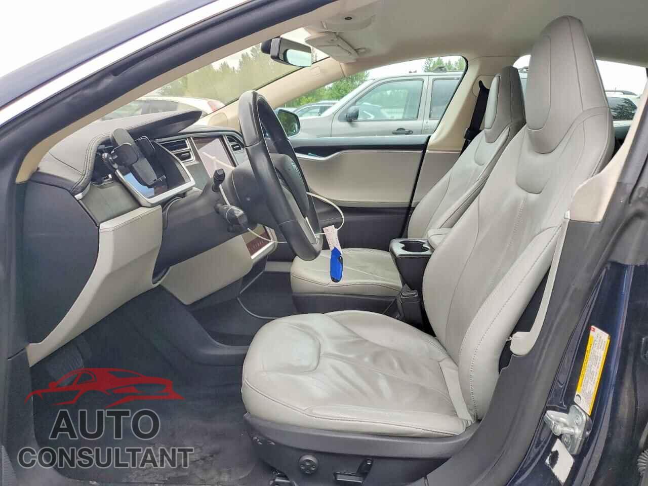 TESLA MODEL S 2013 - 5YJSA1CG0DFP19616