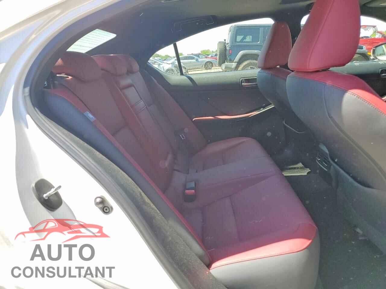 LEXUS IS 2021 - JTHCA1D27M5111812