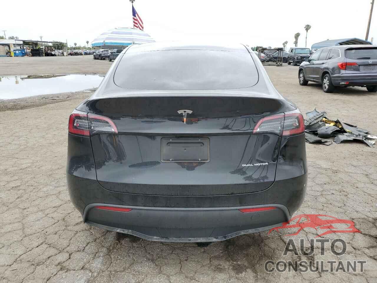 TESLA MODEL Y 2023 - 7SAYGDEE7PA155411