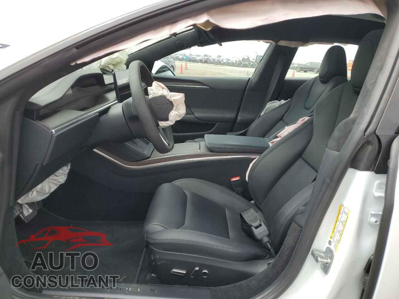 TESLA MODEL S 2023 - 5YJSA1E57PF528386