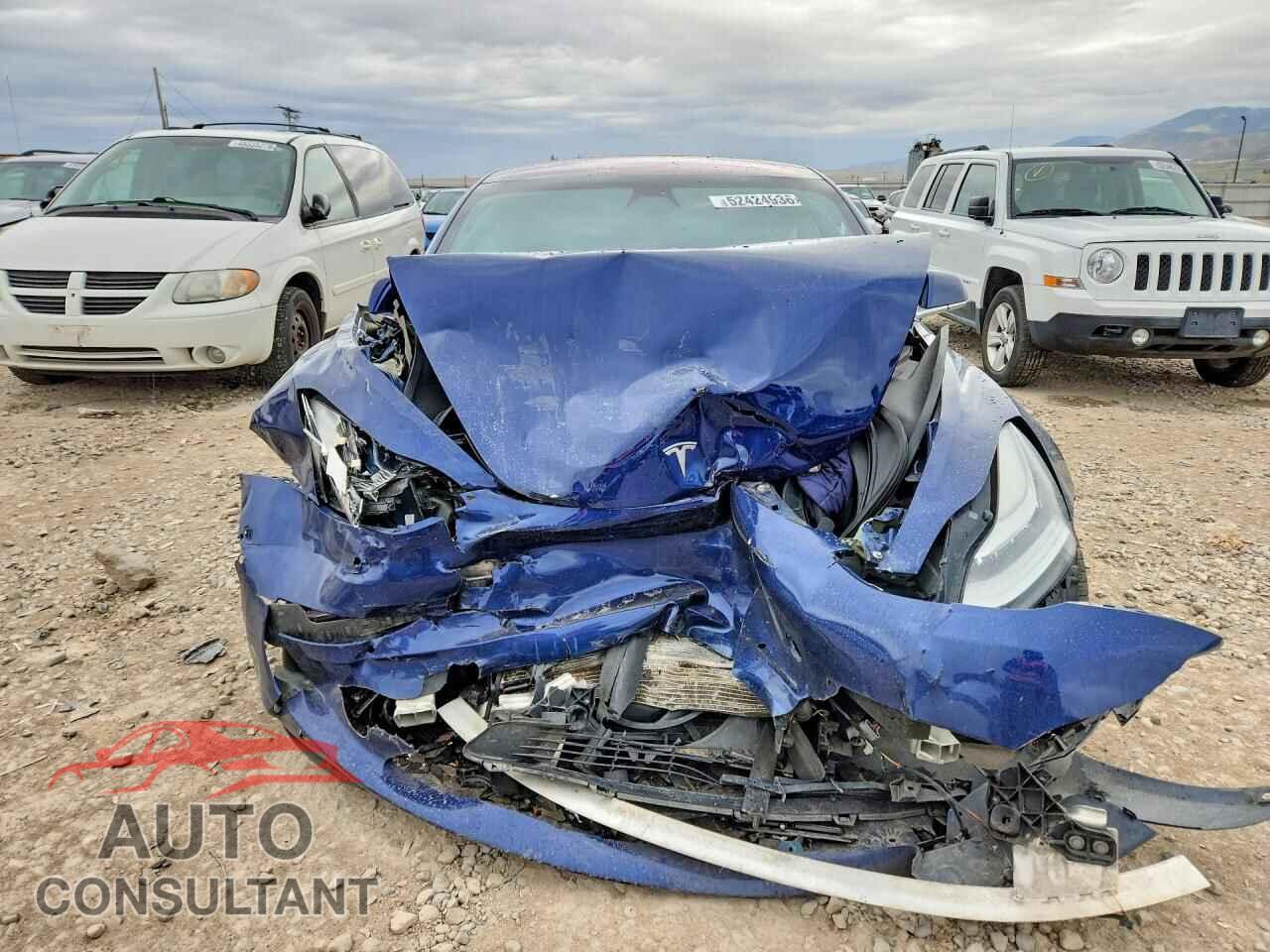 TESLA MODEL 3 2018 - 5YJ3E1EB4JF065001