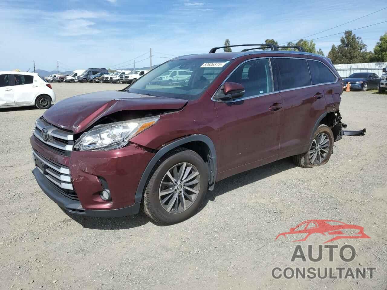 TOYOTA HIGHLANDER 2018 - 5TDJZRFHXJS841544
