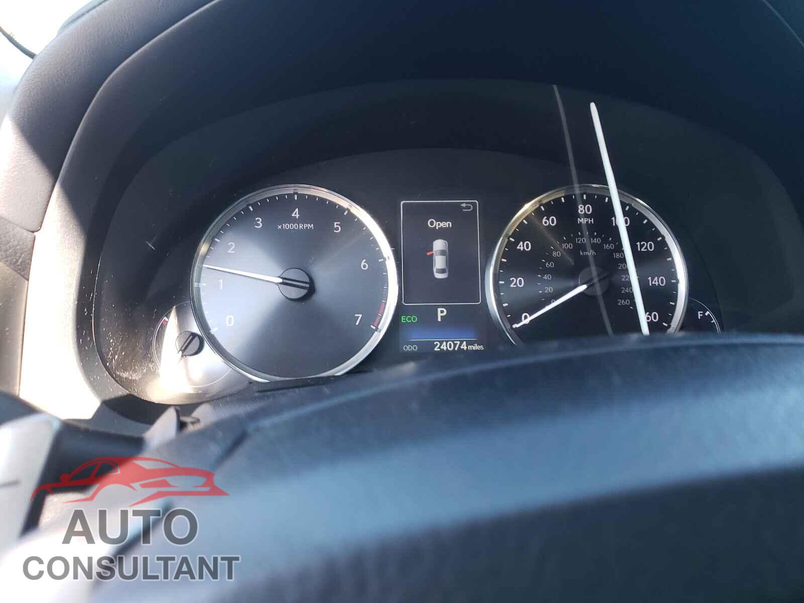 LEXUS IS 2017 - JTHCM1D23H5022218