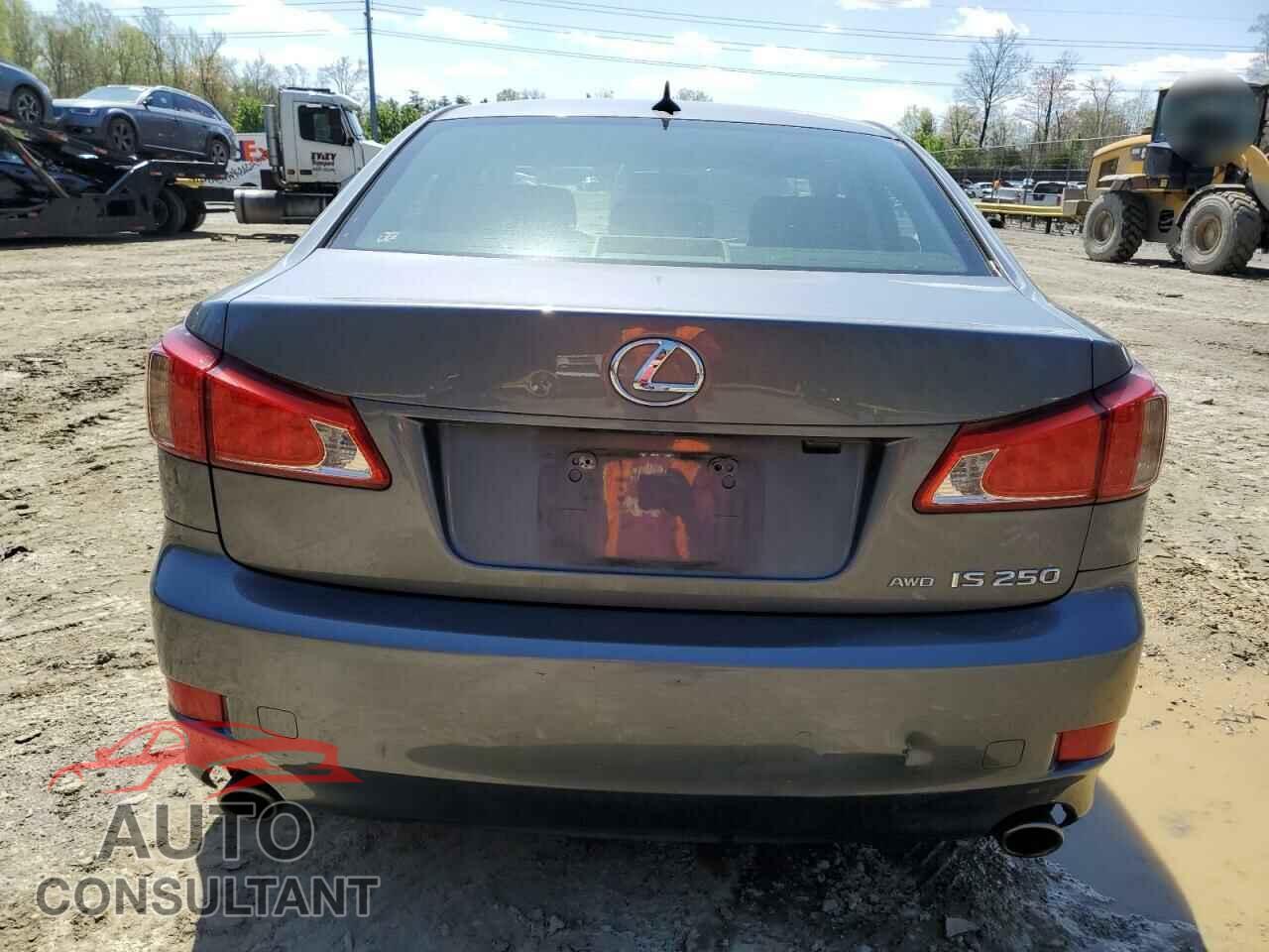 LEXUS IS 2013 - JTHCF5C25D2036068