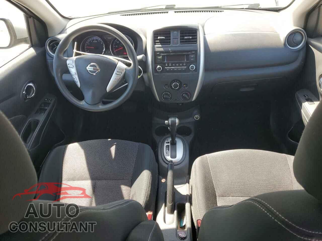 NISSAN VERSA 2017 - 3N1CN7AP7HL803389