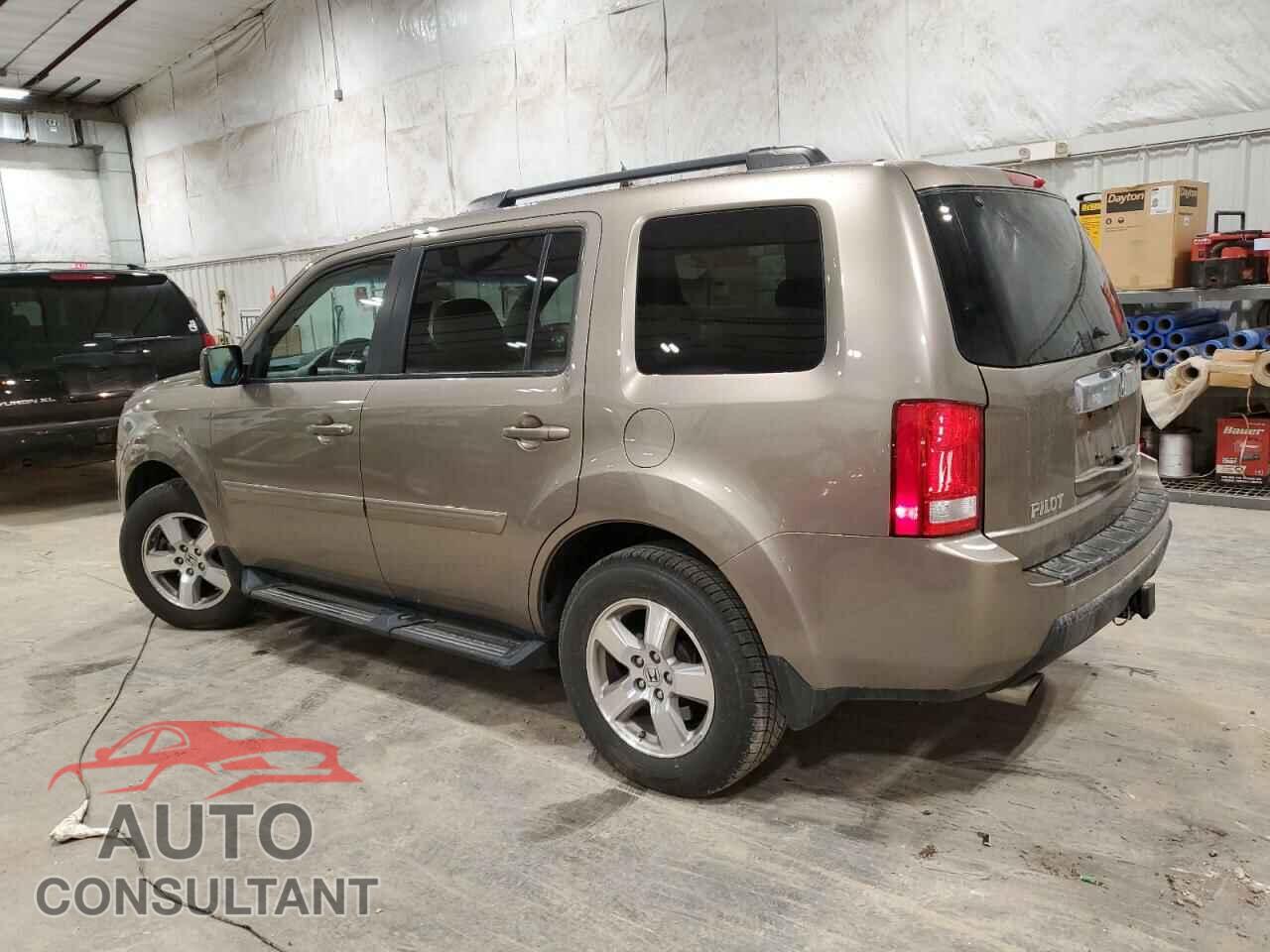 HONDA PILOT 2011 - 5FNYF4H44BB080620