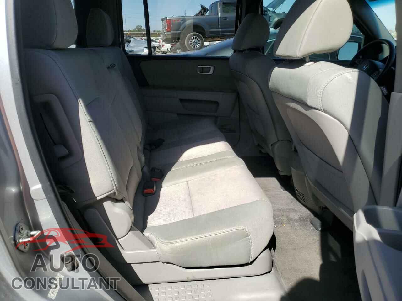 HONDA PILOT 2012 - 5FNYF4H46CB026799