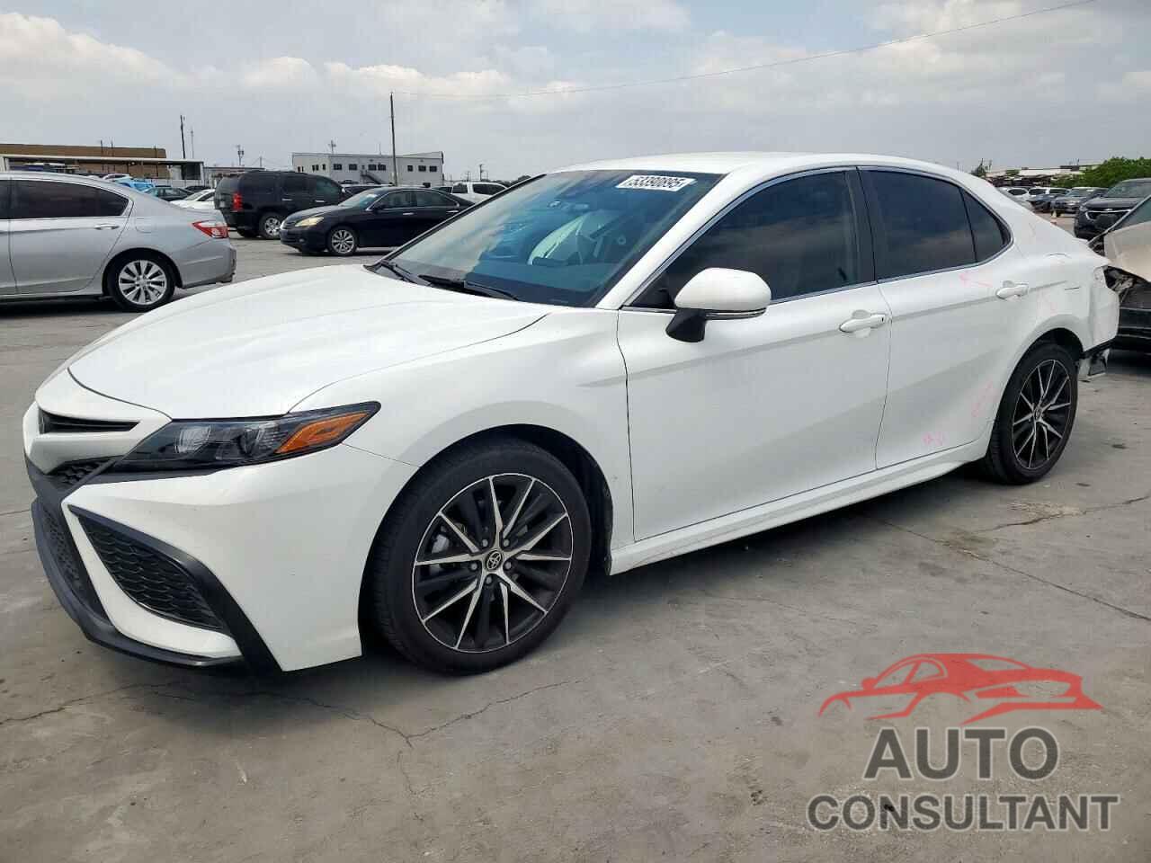 TOYOTA CAMRY 2023 - 4T1G11AK0PU818215