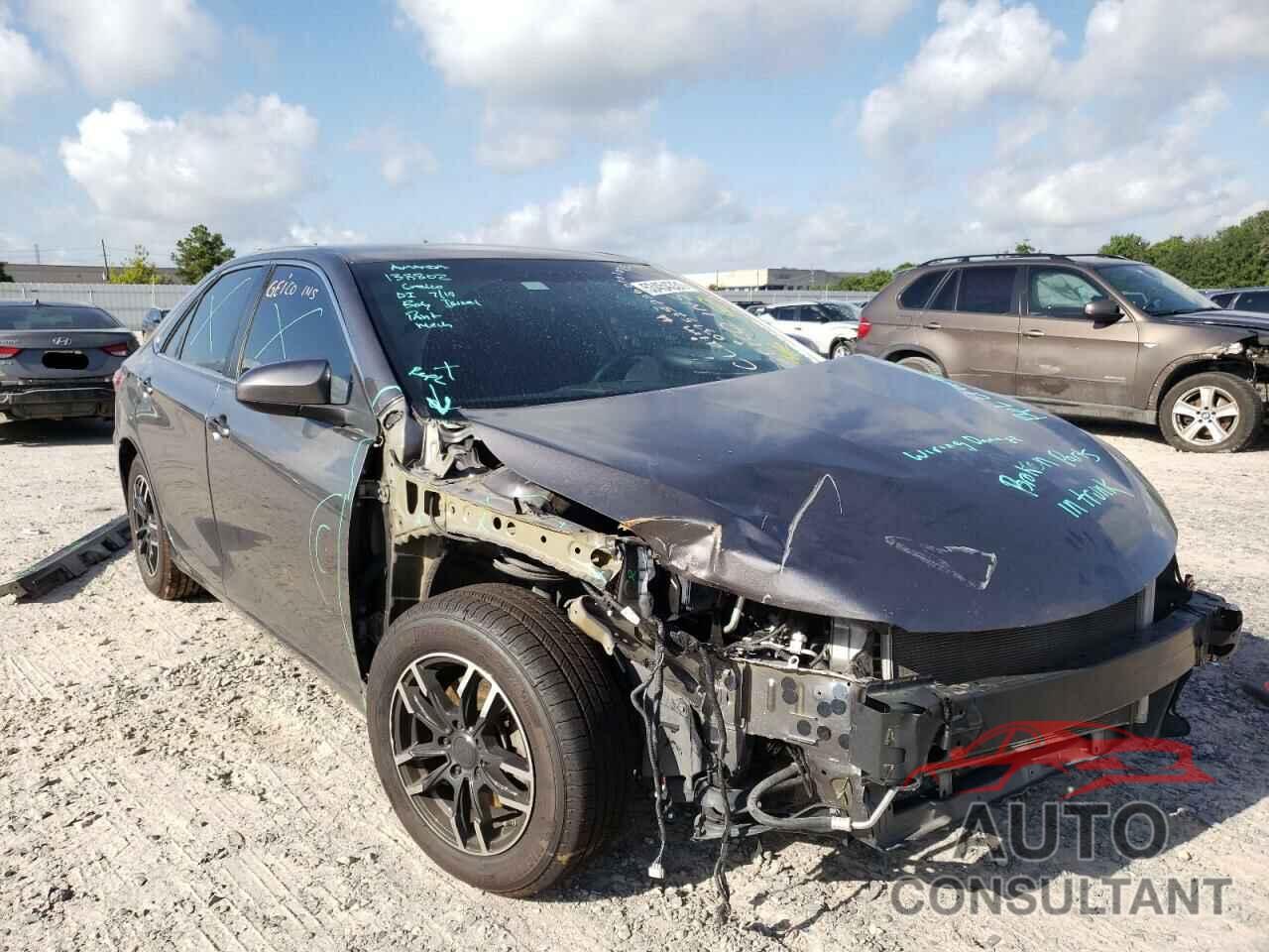 TOYOTA CAMRY 2016 - 4T4BF1FK7GR574881
