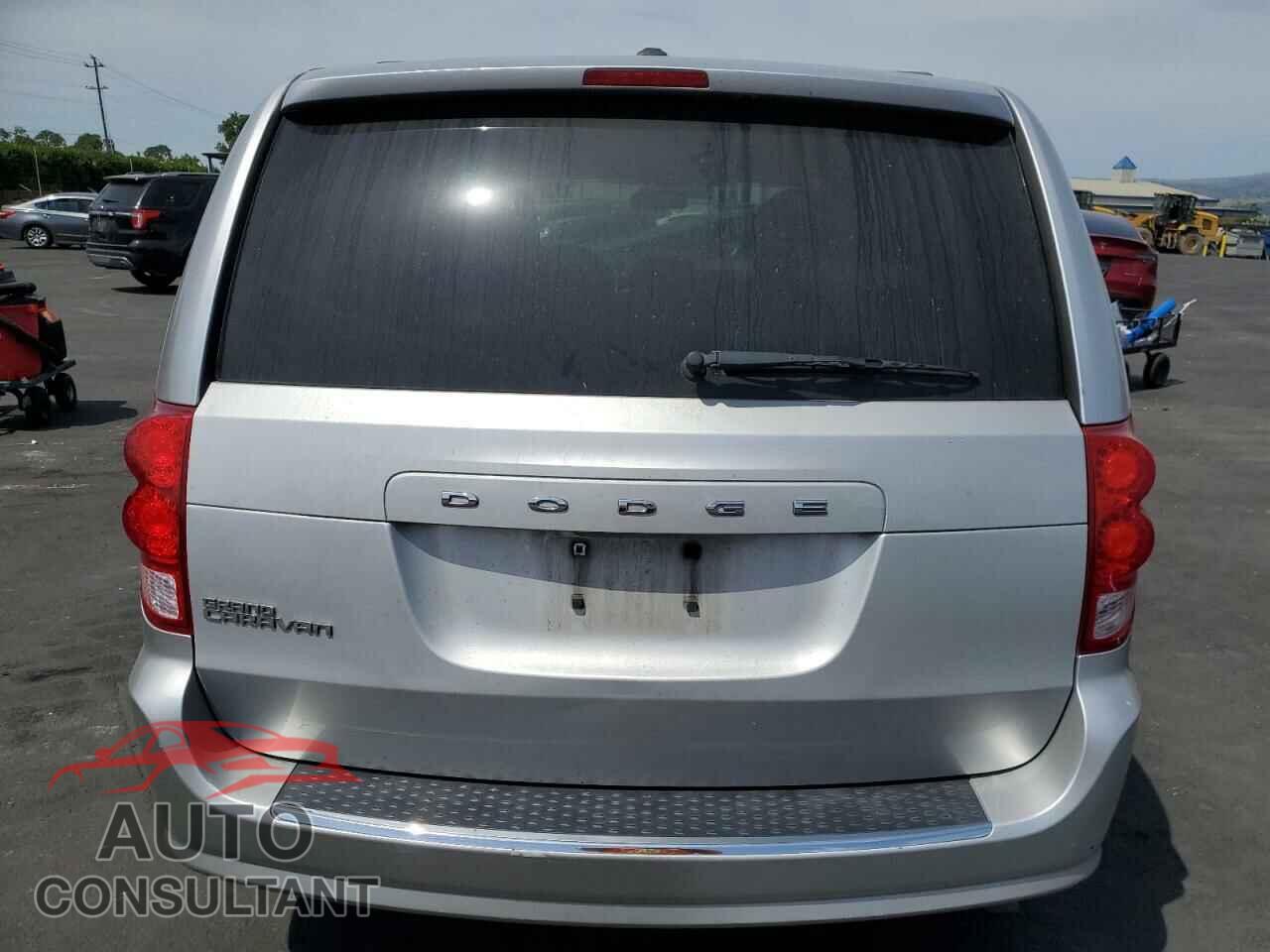 DODGE CARAVAN 2011 - 2D4RN3DG6BR774248