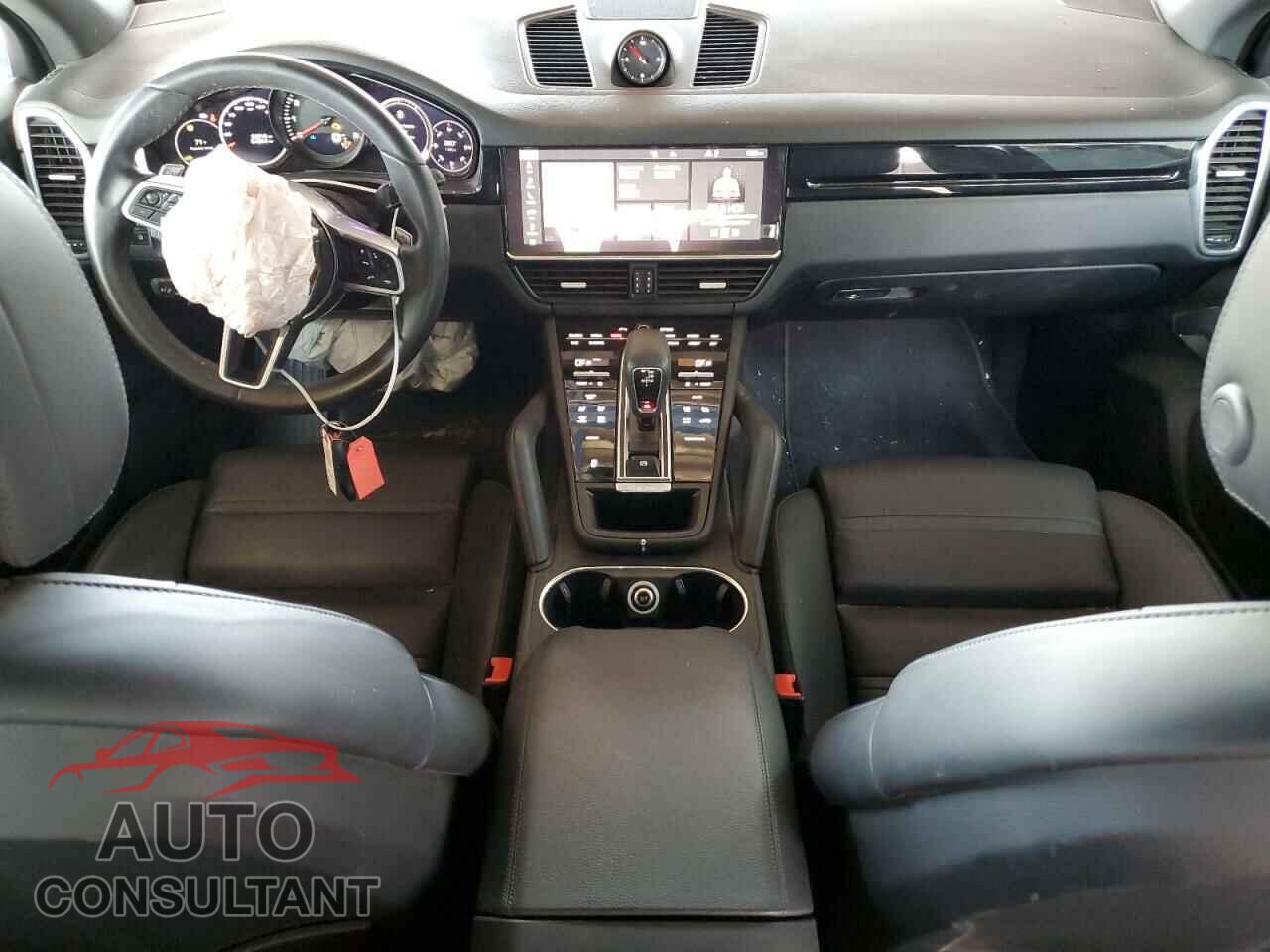 PORSCHE CAYENNE 2021 - WP1AA2AY2MDA09149