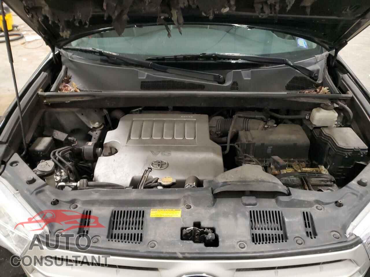 TOYOTA HIGHLANDER 2013 - 5TDBK3EH8DS242525