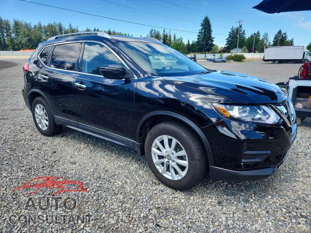 NISSAN ROGUE 2017 - KNMAT2MVXHP619611