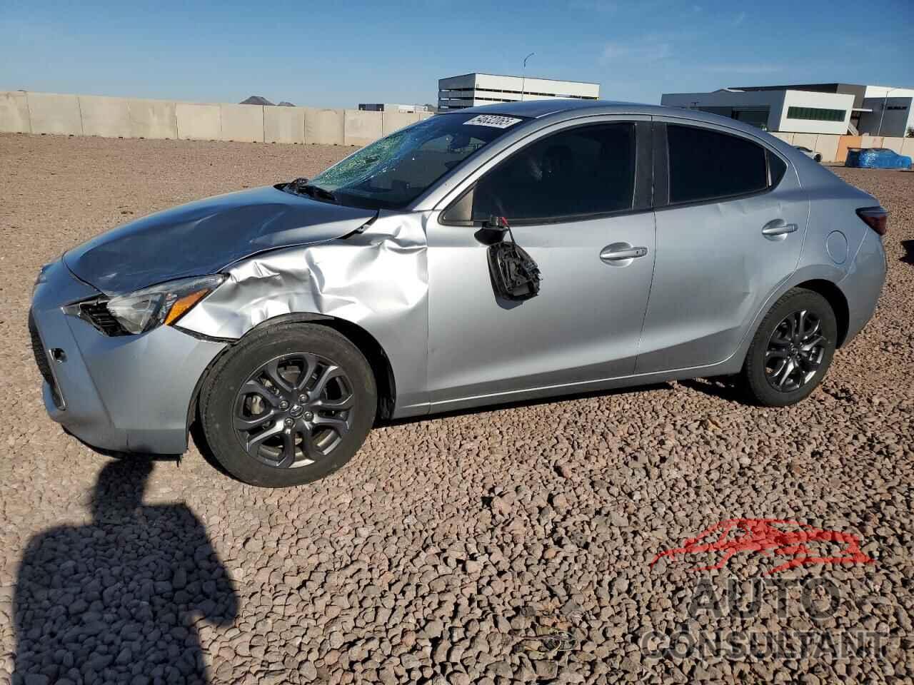TOYOTA YARIS 2019 - 3MYDLBYV7KY525538