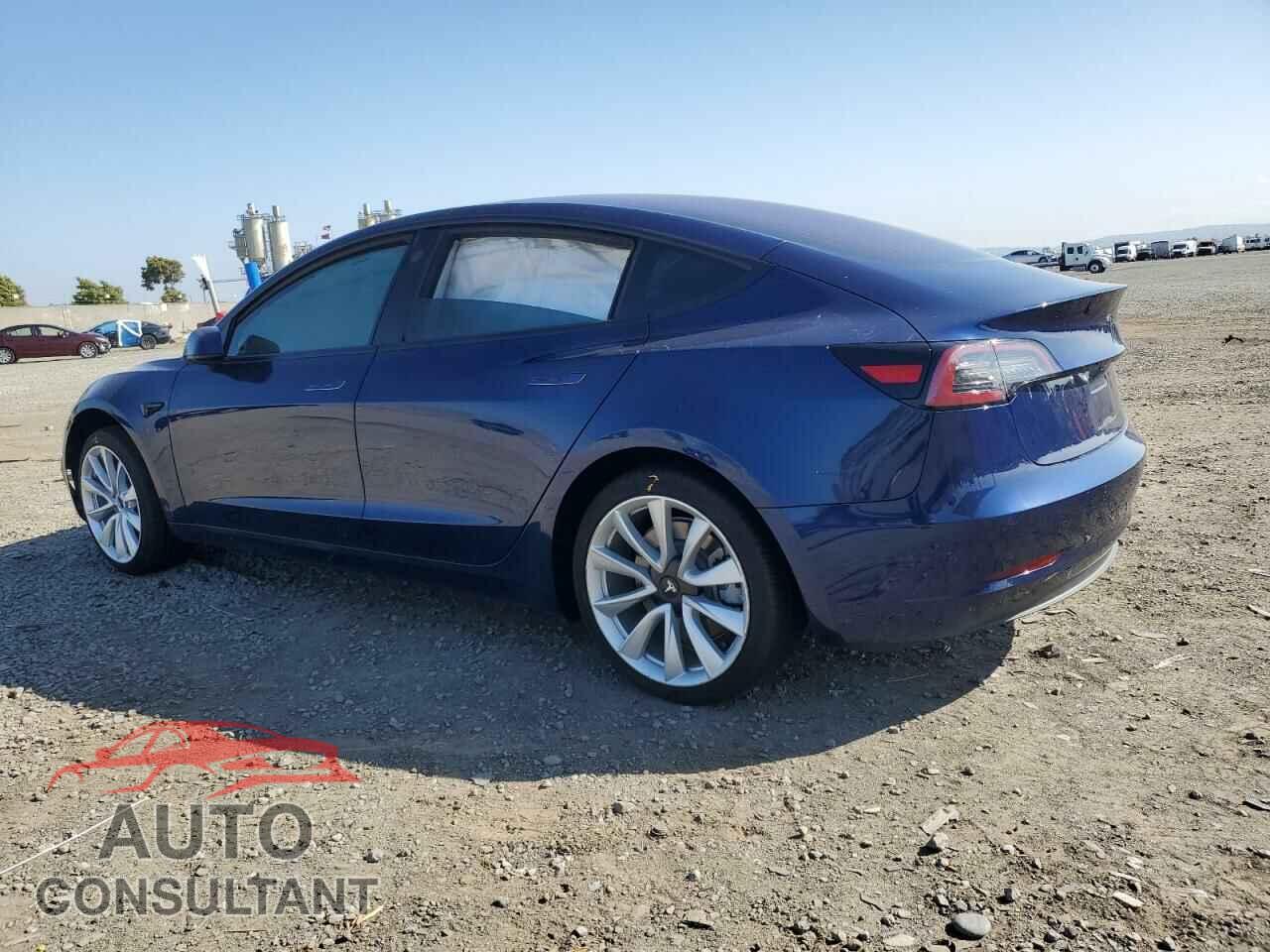 TESLA MODEL 3 2018 - 5YJ3E1EA7JF053013