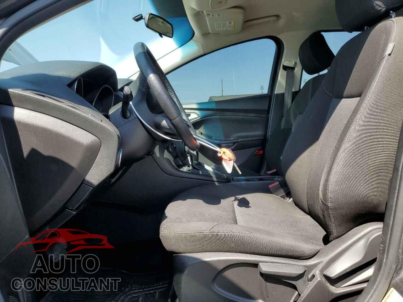 FORD FOCUS 2017 - 1FADP3FE6HL304192