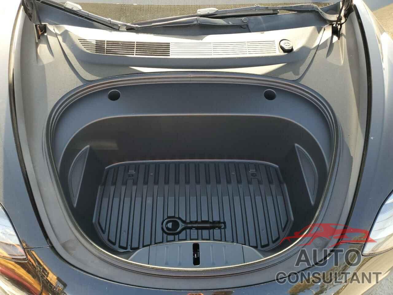 TESLA MODEL 3 2023 - 5YJ3E1EA9PF453406