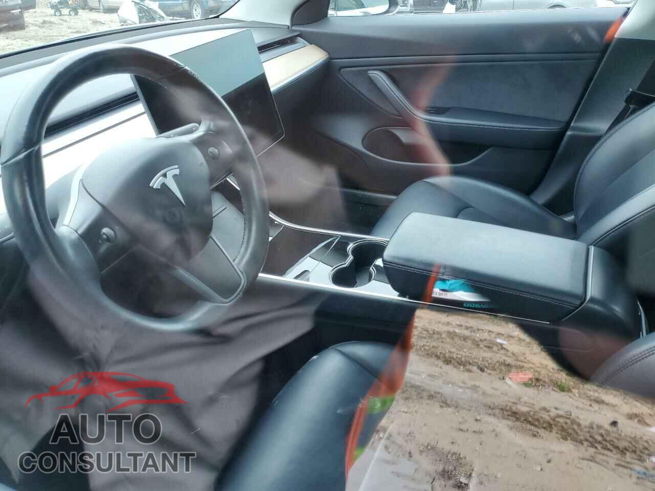 TESLA MODEL 3 2018 - 5YJ3E1EA0JF028048