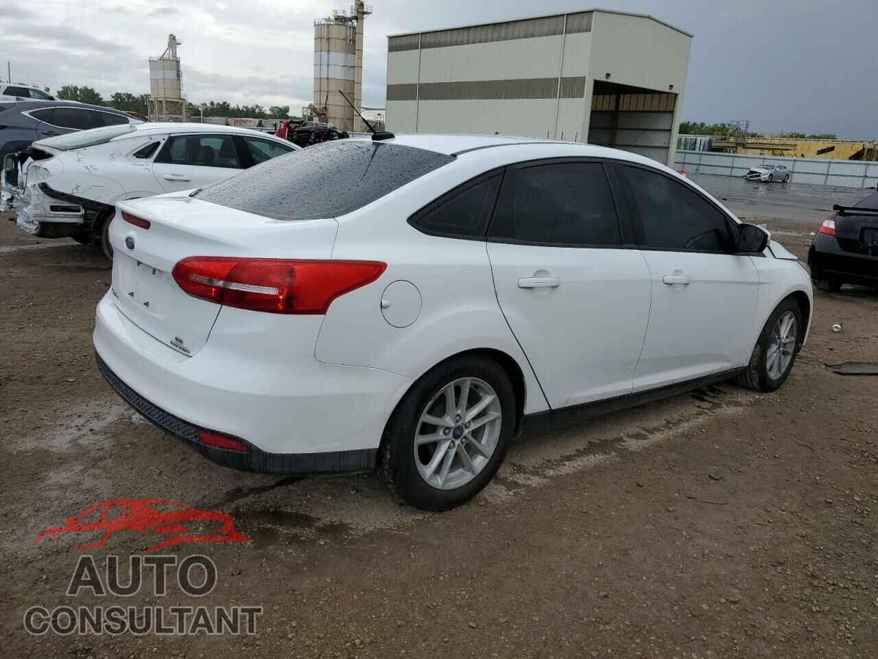 FORD FOCUS 2016 - 1FADP3F21GL404723