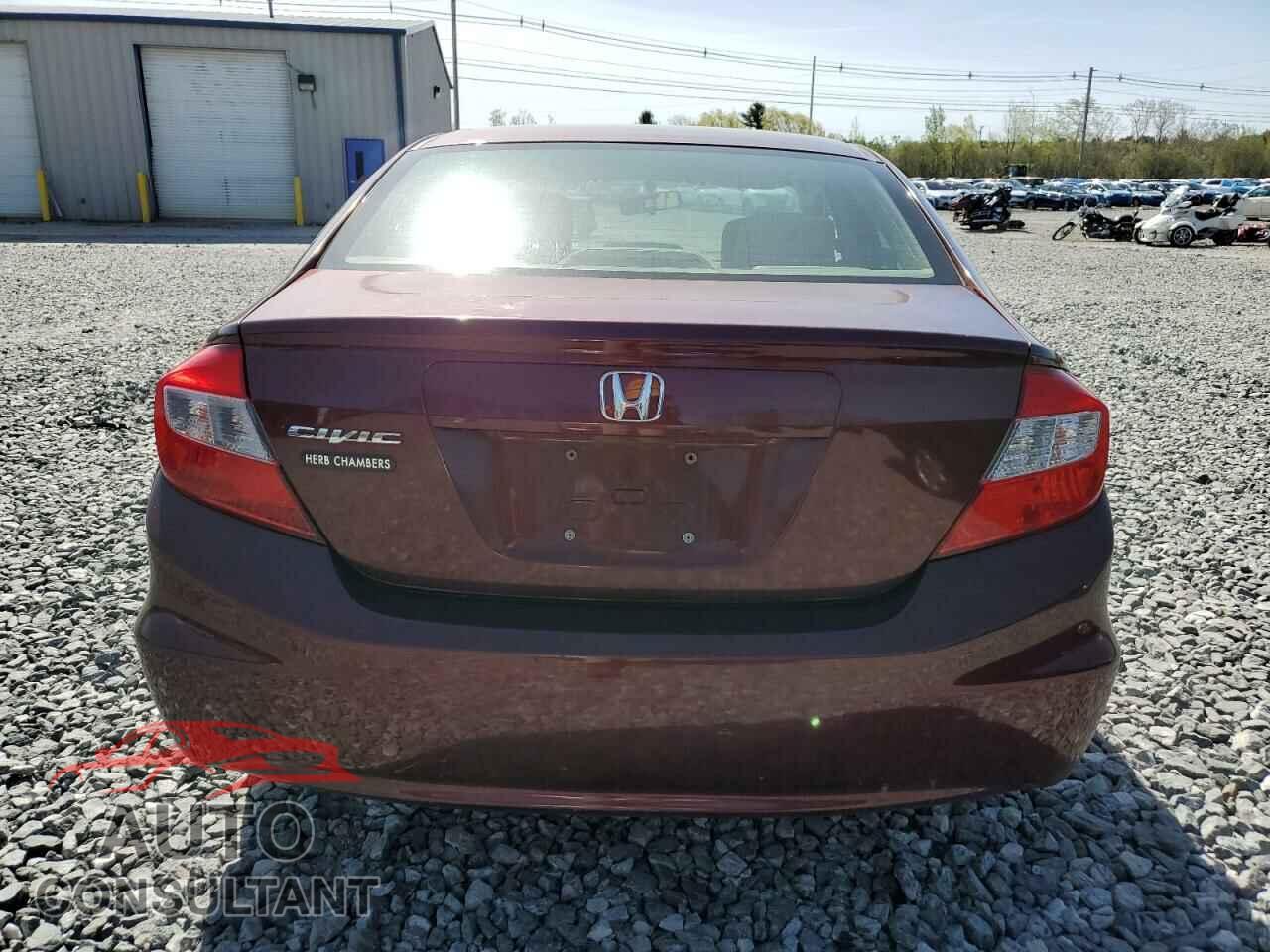 HONDA CIVIC 2012 - JHMFB2F58CS003111