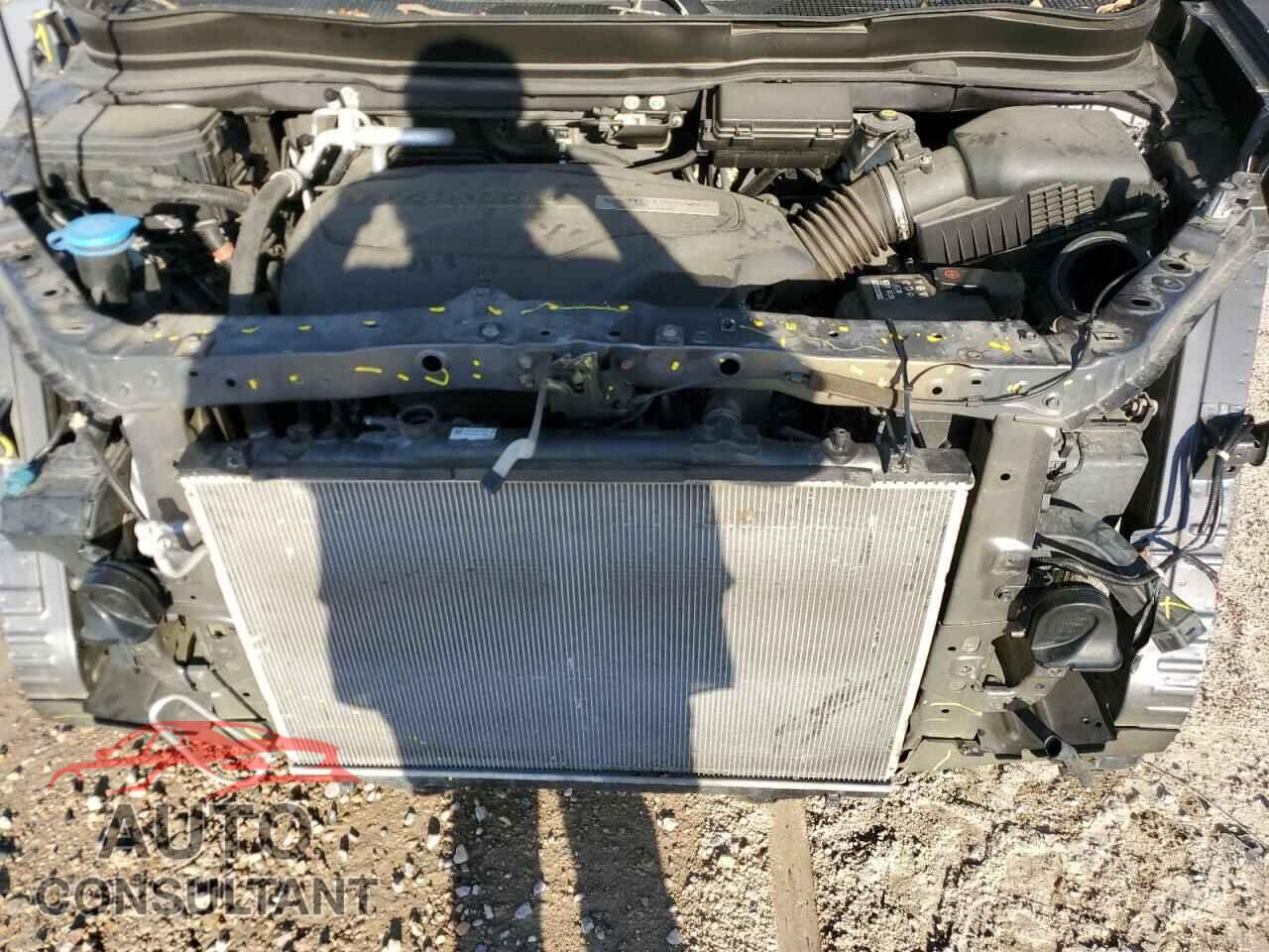 HONDA PILOT 2017 - 5FNYF6H54HB048148