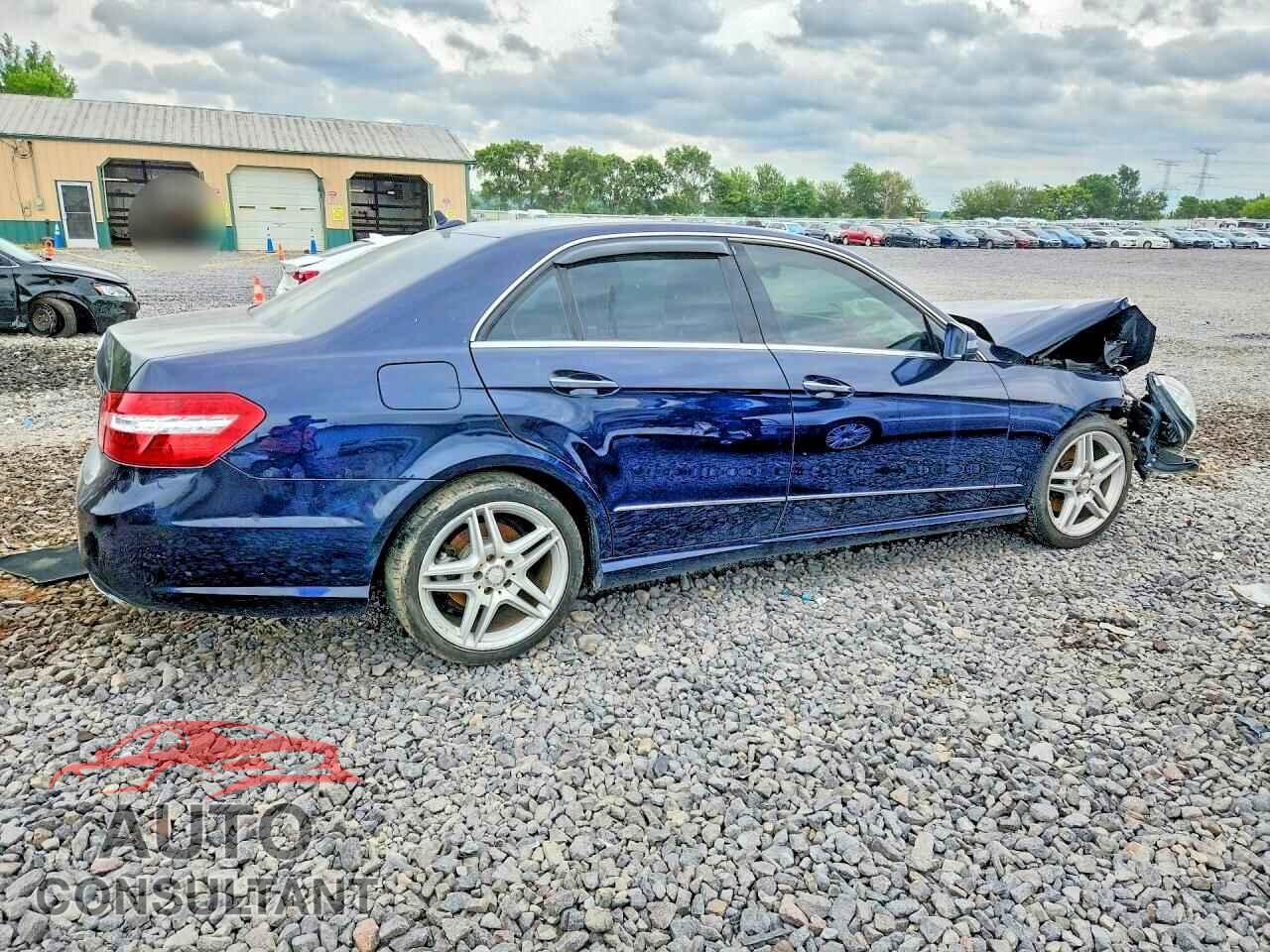 MERCEDES-BENZ E-CLASS 2013 - WDDHF5KB6DA691005