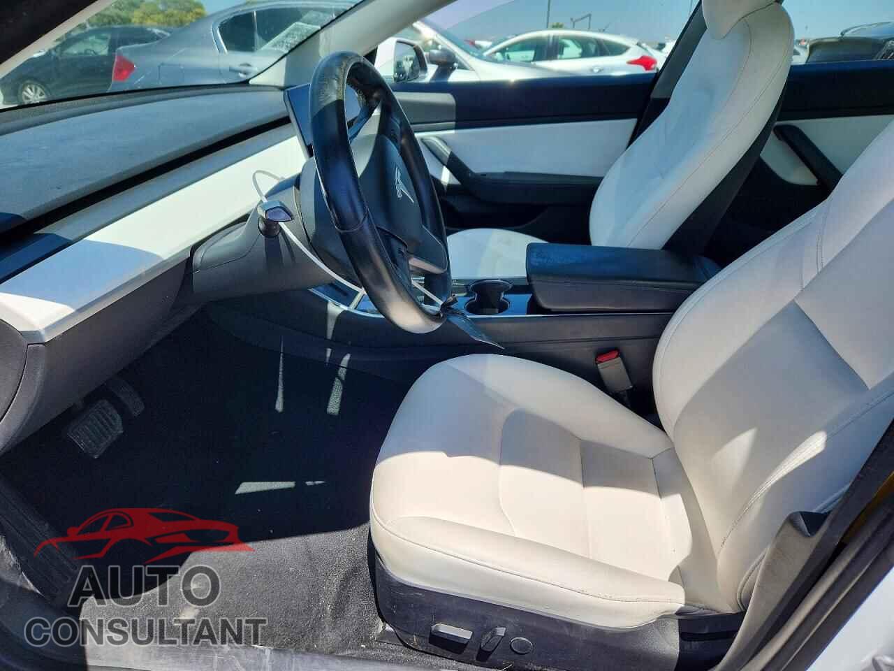 TESLA MODEL 3 2018 - 5YJ3E1EA7JF181560