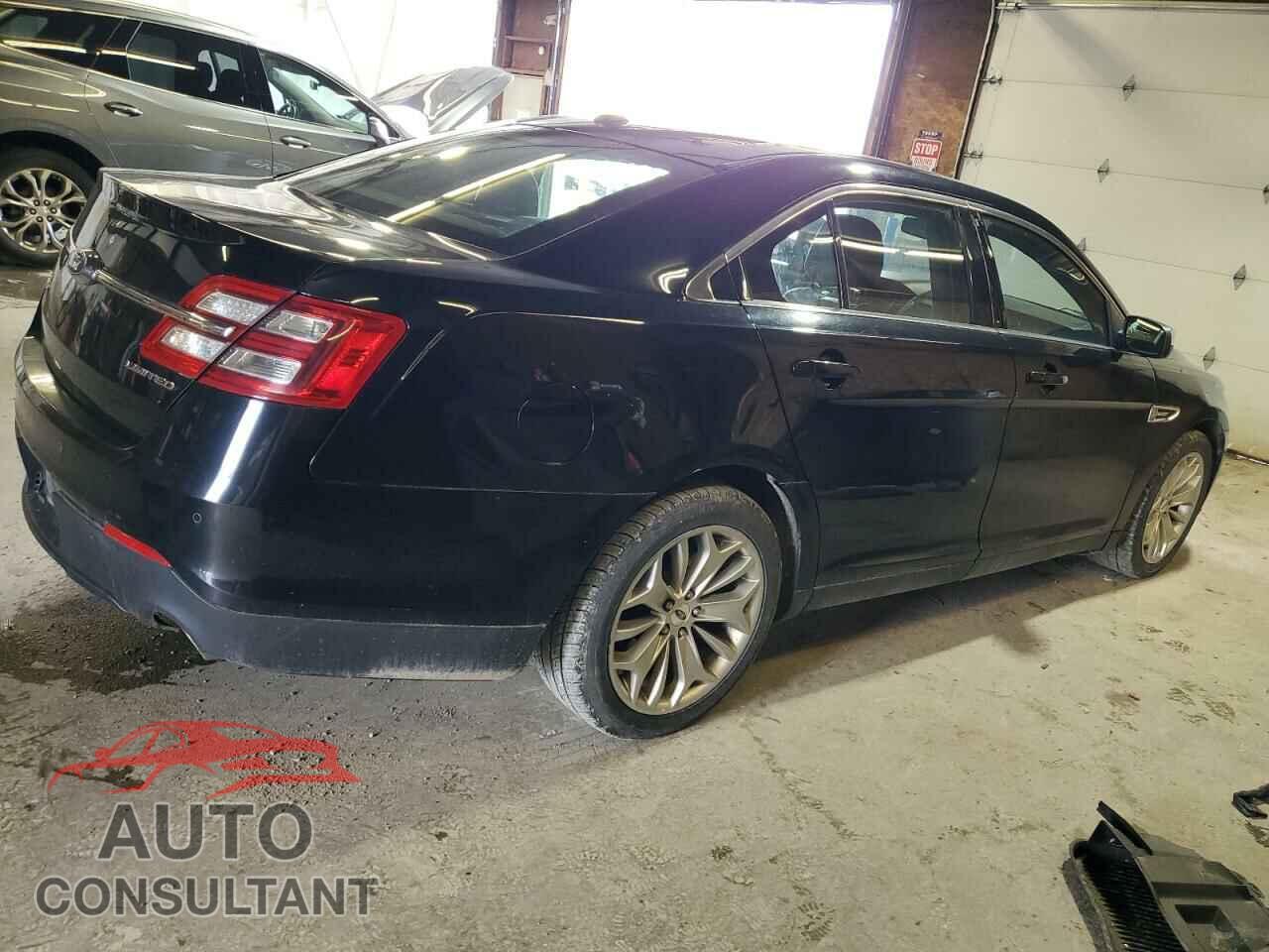 FORD TAURUS 2017 - 1FAHP2F81HG104822