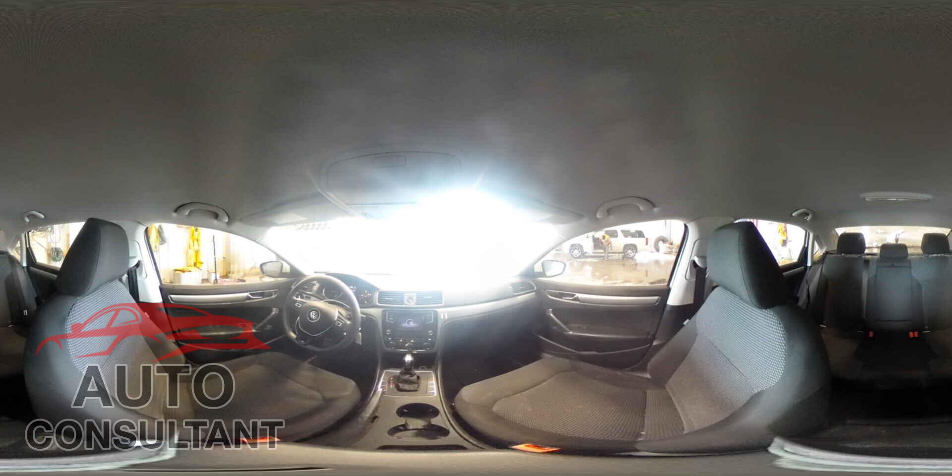 VOLKSWAGEN PASSAT 2017 - 1VWAT7A34HC017341